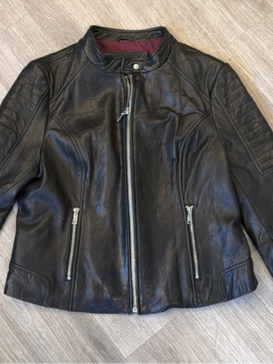 Wilson Jackets & Blazers - Wilson Black Leather Biker Jacket with Quilted Shoulders